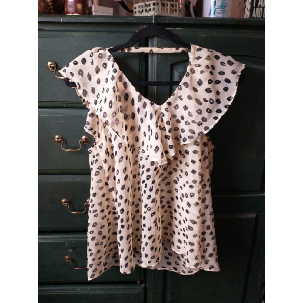 HEAT WAVE SALE! BCBG Cream with Black Sheer Blouse. Size Large. - Picture 1 of 11